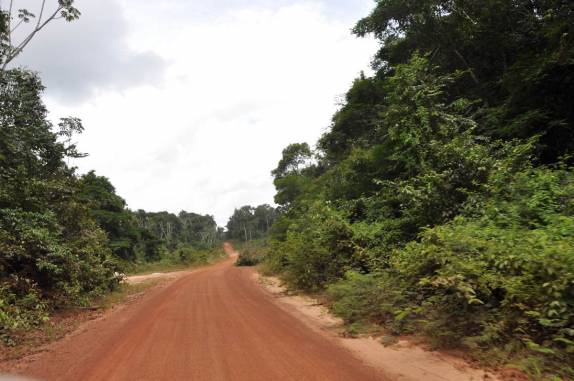 A deserta estrada de terra de 450 km entre Linden e Lethem, na Guiana